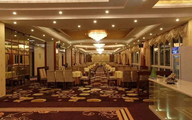 Chengdu Shenzhou Hotel