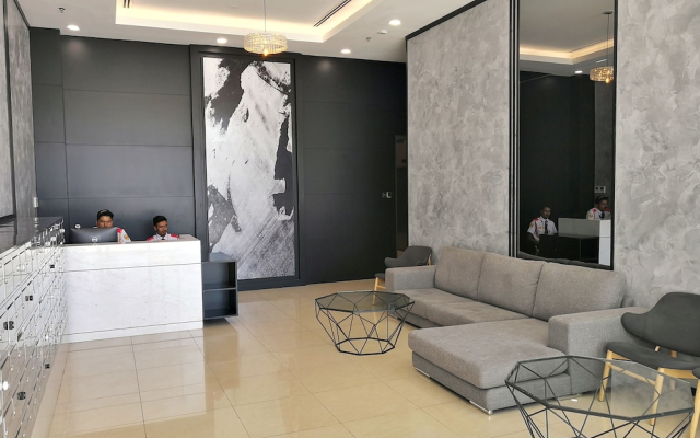 Tropicana 218 Suites