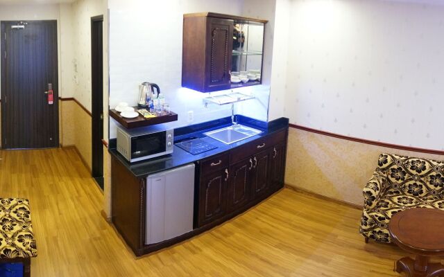 Collection O Emerald Luxury Apartment - Near SECC
