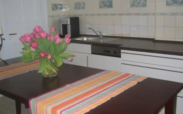 bed and breakfast.to be