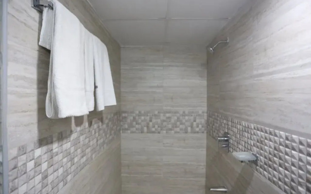 OYO Premium Central Bus Stand Trichy