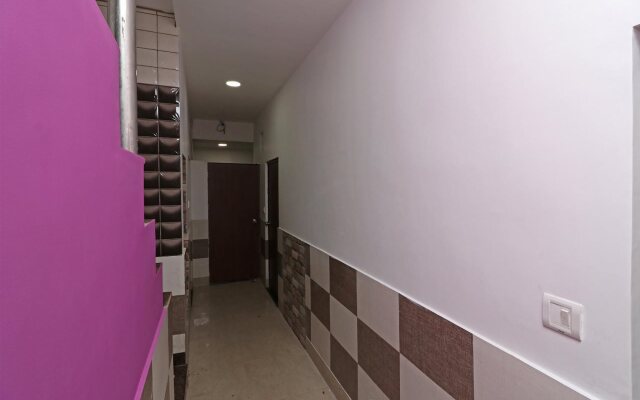 Hotel Satellite And Restaurant By OYO Rooms