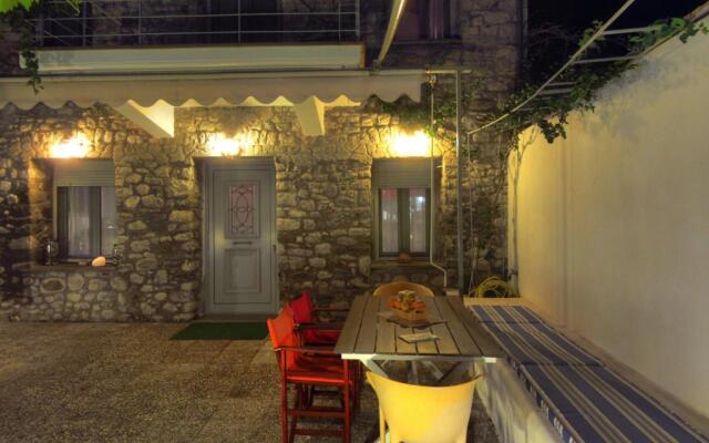 Ianos Maisonette