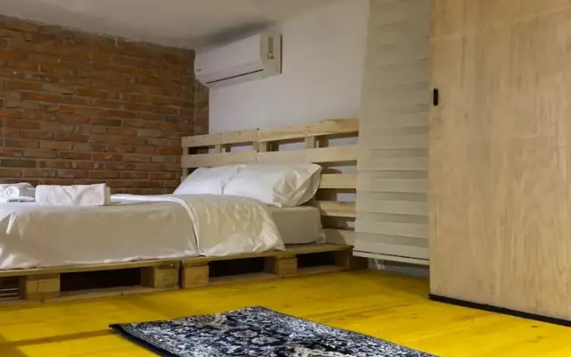 Agnes Duplex
