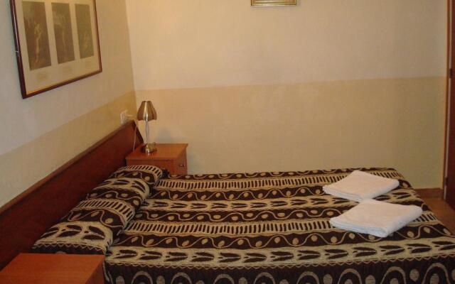 Hostal Rembrandt
