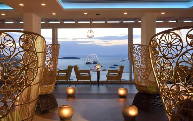 Myconian Korali Relais & Chateaux Hotel