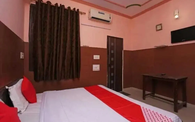 Hotel Bombay Central Agra