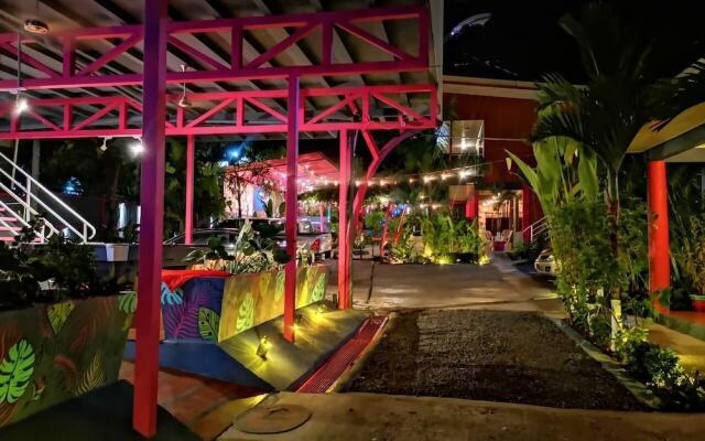 Millenium Hostels - Manuel Antonio