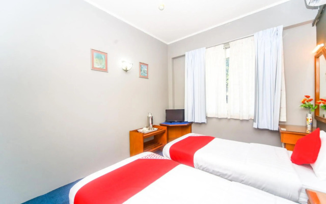 OYO 1026 Hotel Lutana
