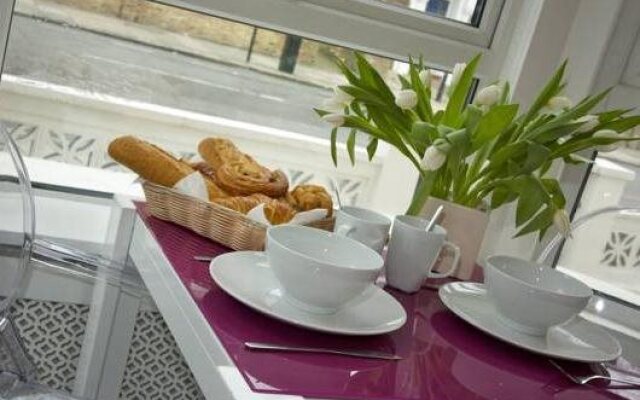 Gloucester Hotel