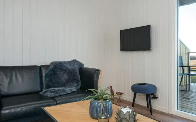 Lovely Holiday Home in Hemmet near Sea