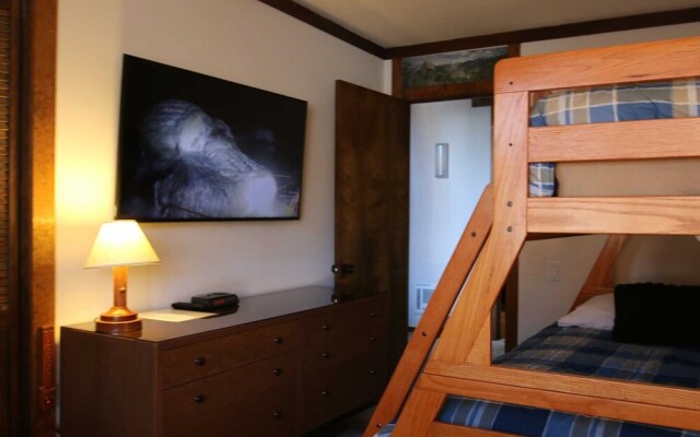 Mammoth S #219 2 Bedroom Condo