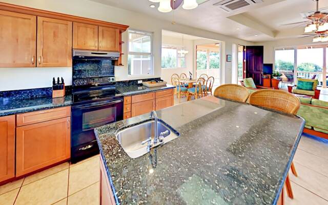 Kauhiwai Home 2 Bedrooms 2 Bathrooms Home