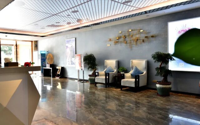 Chonpines Hotels·Xuwen Plaza Jinhui Tower