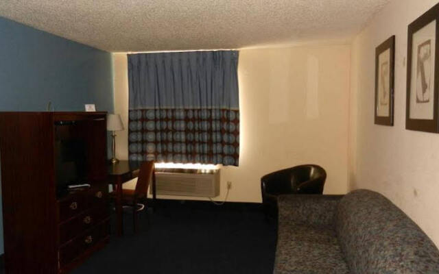 Super 8 Motel - Potosi