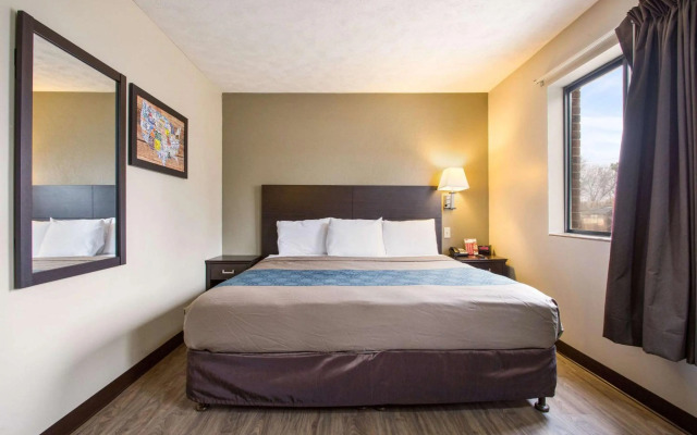 Red Lion Inn & Suites Olathe Kansas City