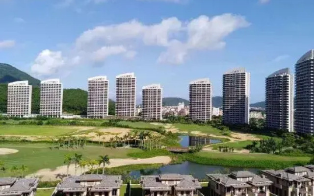 Hailing Island Banxia Time Holiday Villa (Yangjiang Poly Yintan Branch)