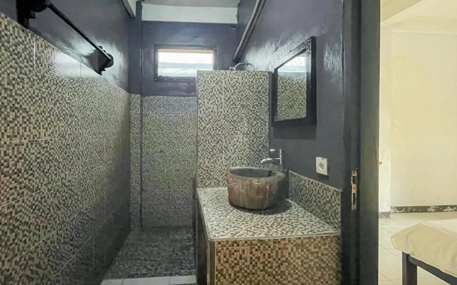 711 Gili Trawangan Near Gili Trawangan Harbour RedPartner – Guest Rooms – Gili Meno