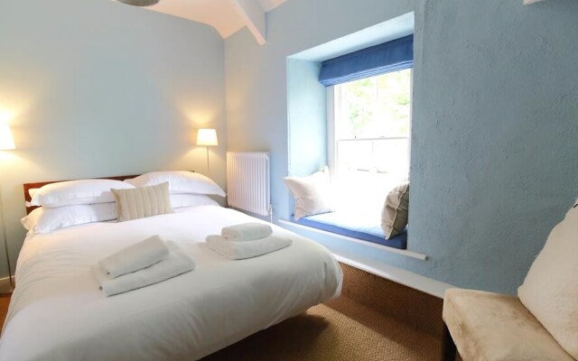 141 the Hill, Burford, Burford