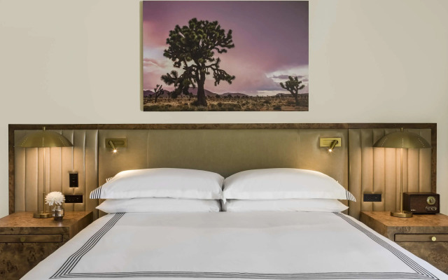 Thompson Palm Springs, by Hyatt