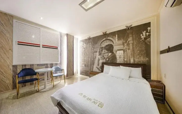 Suncheon Embassador Hotel