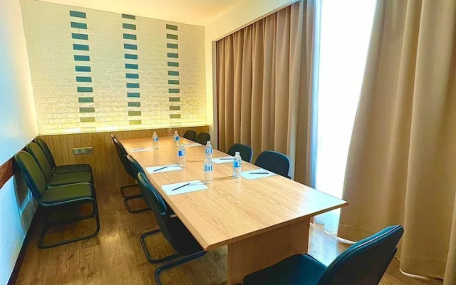 New World Express Motel