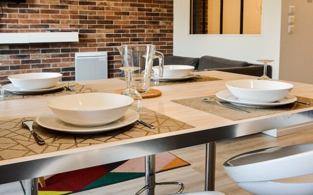 T3 - Hyper-Centre - Séjour Pro