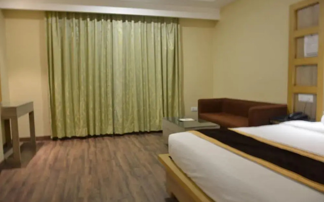 Tulip Tree Hotel