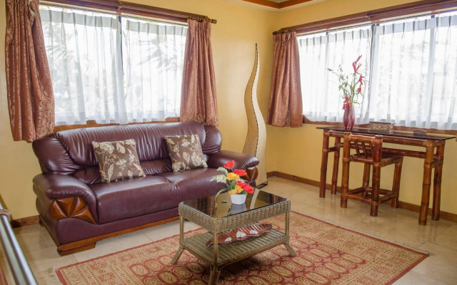 Palm Breeze Villa