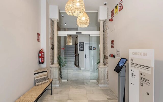 Apartamentos Libere Malaga Teatro Romano