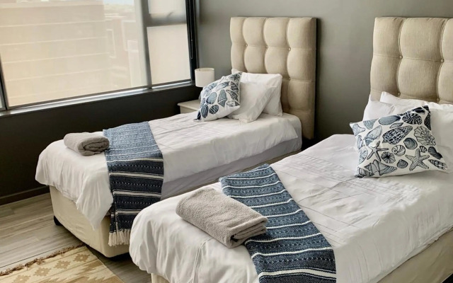 Umhlanga Arch 703 Sea View self-catering