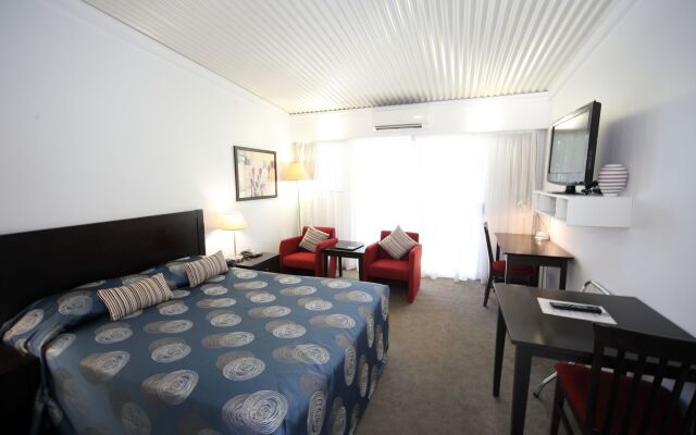 Route 66 Motor Inn