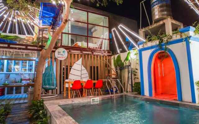 86 Homestay