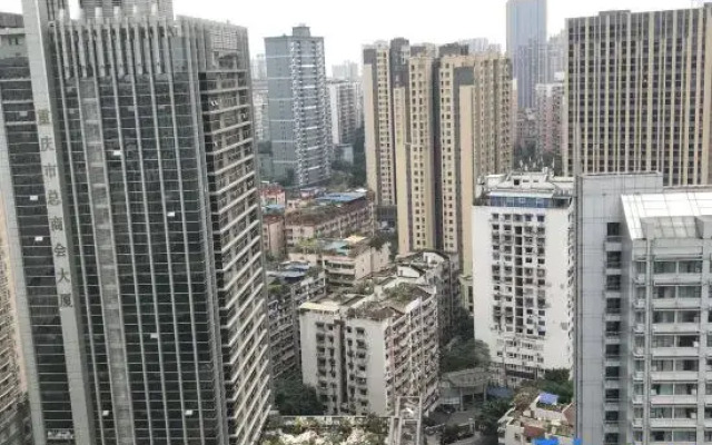 Vienna Hotel (Chongqing Guanyinqiao Pedestrian Street)