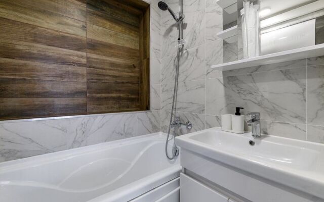 Питер Пэлас на ул. Маяковского, д. 6