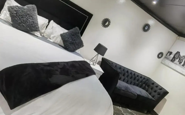 Semeni Asante Guesthouse