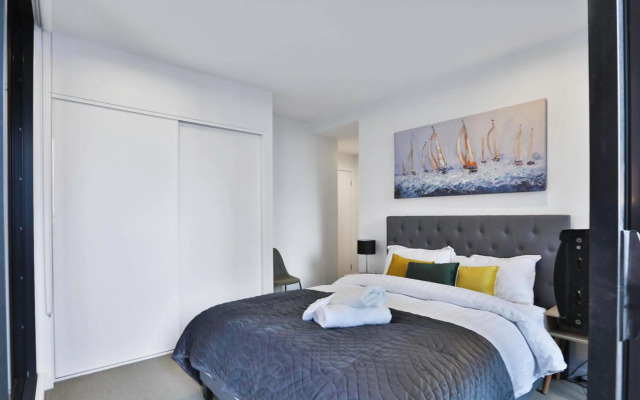 MY80 Apartment located in the inner of Melbourne CBD