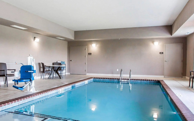 Sleep Inn & Suites