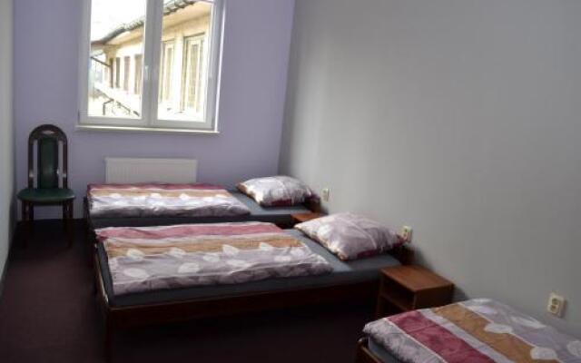 Hostel Mikolajczyka 59