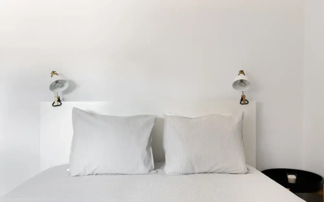 Carvoeira Surf & Family Villa