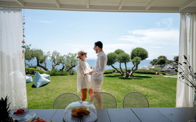 Akti Elia Villas