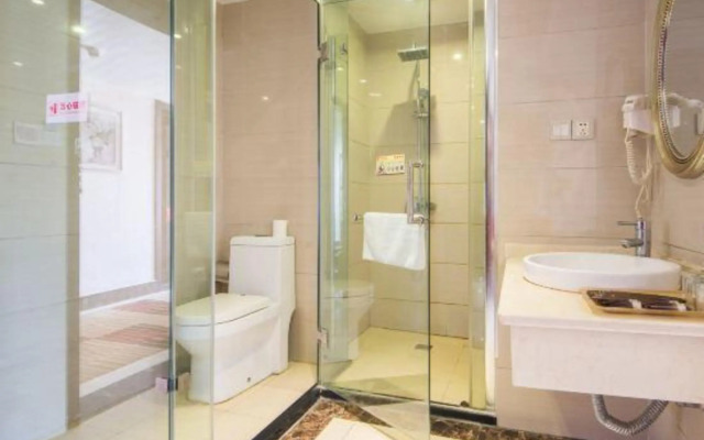 Junyi Hotel (Wuxi Binhu Xiaotaoyuan Metro Station)