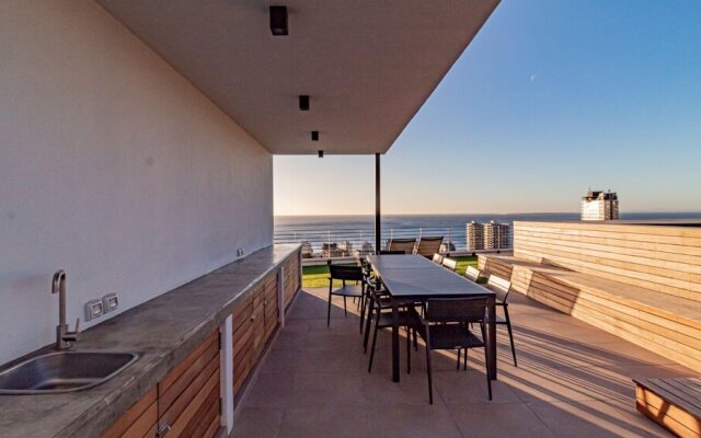 Modern Sea Point Apartment With Wonderful Sea Views Alpha Sunsets