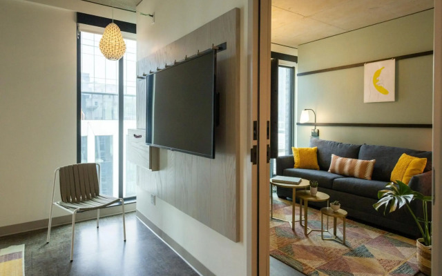 Moxy Portland Downtown