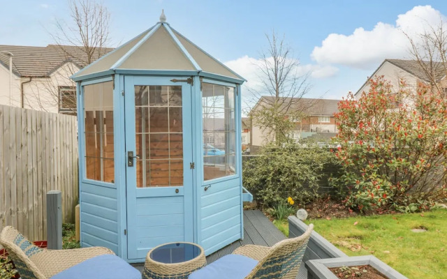 10 Goodhope Gardens