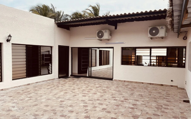 Assine Magnifique Villa Avec Piscine