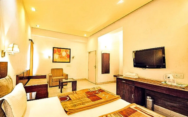 Hotel Raj Darbar – Guest Rooms – Amritsar