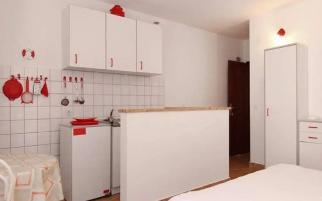 Mat - in a Cosy Stone House - SA1