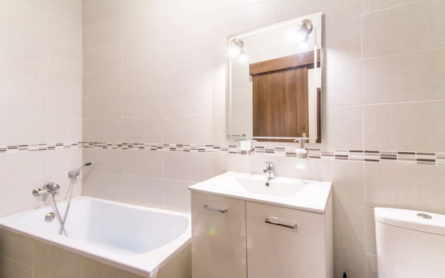 Ta'Siku Gozitan villa + Pool & hot tub