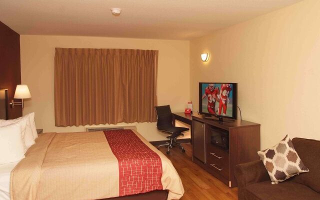 Red Roof Inn Osage Beach - Lake of the Ozarks